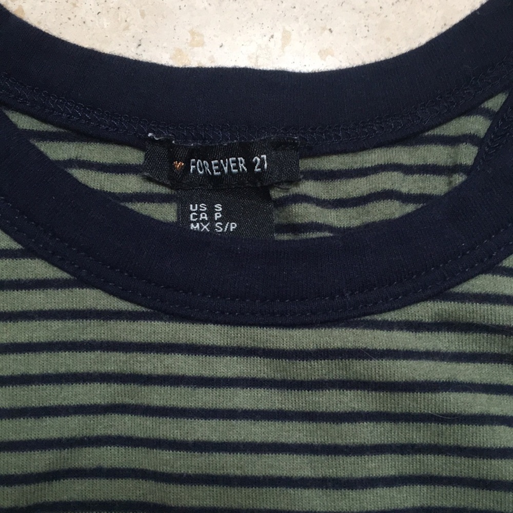 Striped Racer Back Crop Top - Picture 2 of 3